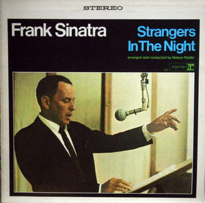 Frank Sinatra - Strangers In The Night